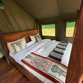 Tangi Elephant Camp, hotelli kohteessa Pakwach East