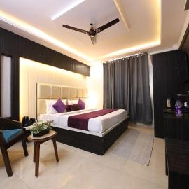 Hotel Grey Castle - Near Haridwar Railway Station