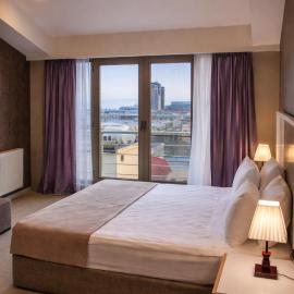 Diplomat Suites Hotel、バクーのホテル