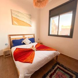 Blue Pearl Surf & Yoga House, khách sạn ở Tamraght Oufella