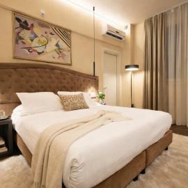Hotel Ristorante Ala d'Oro, viešbutis mieste Lugas