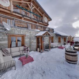 Hôtel L'Accroche Coeur, hotel a La Rosière