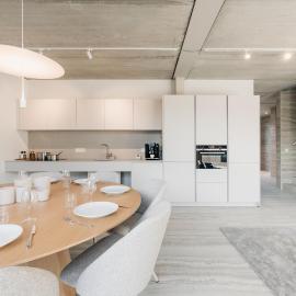 Coliving - Bord de Meuse - L'instant，位于Oupeye的酒店
