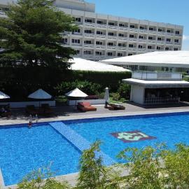Padang में, होटल Pangeran Beach Hotel