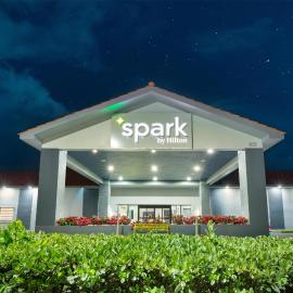Spark by Hilton Ponce,位于庞塞的酒店