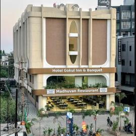 Hotel Gokul Inn & Banquet، فندق في فابي