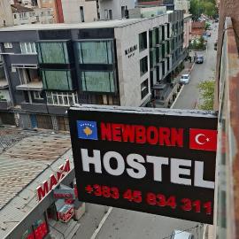 NEWBORN HOSTEL Prishtina, hotel en Pristina