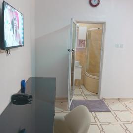 Heirloom Luxury Hotel and Apartments، فندق في Maiyegun