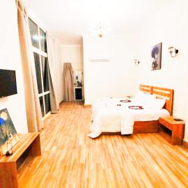 VIP hotel & café, ξενοδοχείο σε Qilfāw