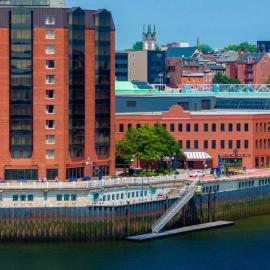 Saint John Harbourfront Hotel, hotel in Saint John