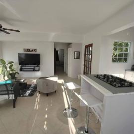 Penthouse Suite - Chez Mango Villa, hotel din Olveston