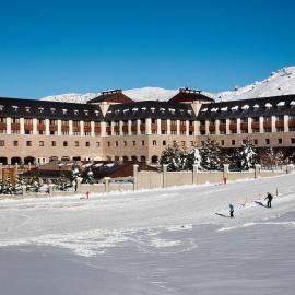 Barida Hotels Davraz, Hotel in Cobanisa