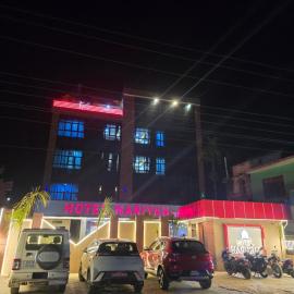 Hotel Nariyah, hotel u gradu 'Dhungrebās'