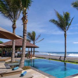 WIDE SANDS Beach Retreat, hotelli kohteessa Pulukan