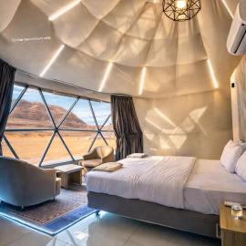 Rum Four Seasons luxury Camp & Jeep Tours, hotel v destinácii Wadi Rum