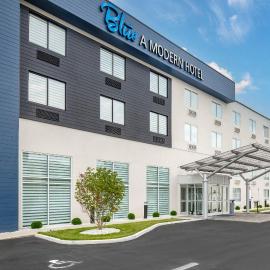 Blue A Modern Hotel, an Ascend Collection Hotel، فندق في ويست سبرينغفيلد