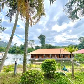 Mataburi River Kwai Resort, hotel in Ban Gaeng Cho