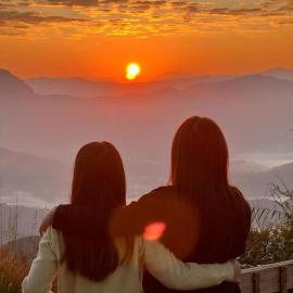 Pha Kew Lom Viewpoint Camping & Adventure in Nong Khiaw, хотел в Луанг Прабанг