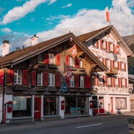 Balmers Hostel, hotel di Interlaken