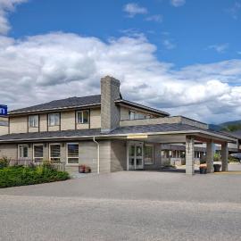 Days Inn by Wyndham Vernon, хотел в Вeрнoн