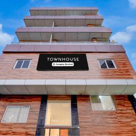 Super Townhouse Varanasi Cantonment Formerly Ayushman Inn