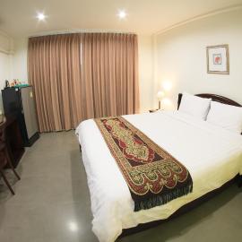 SU 22, hotel din Bangkok