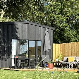Skrylle Hideaway - cozy tiny house near Lund, hotel in Dalby