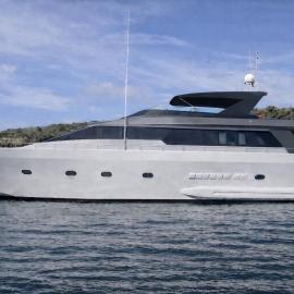 Yacht FALCON FIVE, готель у Каннах