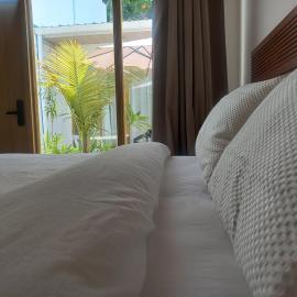 Dhigurah Holidays, hotell i Dhigurah