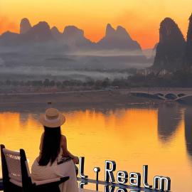 Yangshuo Riverscape Retreat beside the Yulong River & swimming pool