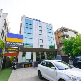 FabHotel Grand Boutique, hotel in New Delhi