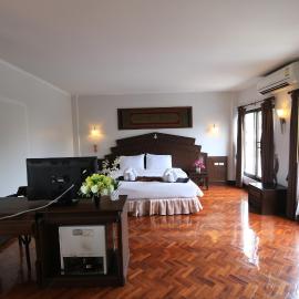 Baiyoke Chalet Hotel