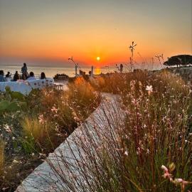 Sunset Studios & Rooms, хотел в Антипарос Таун