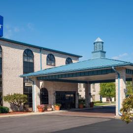 Baymont by Wyndham Plainfield/ Indianapolis Arpt Area, hotel u gradu Plejnfild