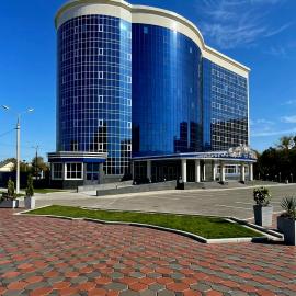 Monotel Hotel، فندق في أوست - كامينوغورسك