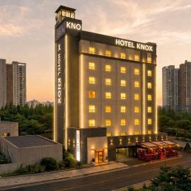 KNox Hotel