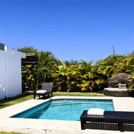 Ocean Motion Rental Casa en la playa con piscina cerca Yunque y VSjuan, hotel en Loiza