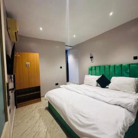 FortExcel Hotels & Suites، فندق في Odogun
