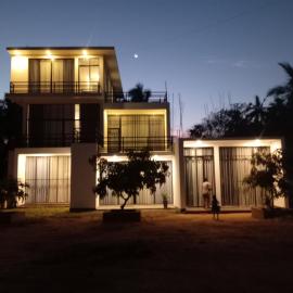 HOTEL Pearl White Residency, Hotel in Polonnaruwa