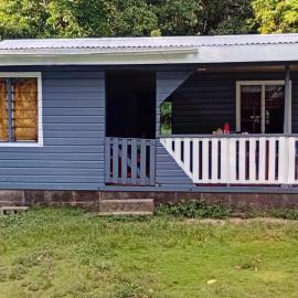 Knox's Beachfront Homestay, ξενοδοχείο σε Nalauwaki