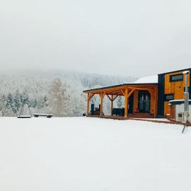 Tiny House Barujec, отель в городе Бренна