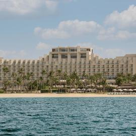 JA Beach Hotel, Dubai, hotel di Dubai
