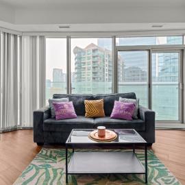 Elegant 2 Br Condo Balcony Downtown Toronto, hotel din Toronto