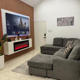 Modern 2BR Private Villa in Montego Bay, hotel u gradu 'Montego Bay'