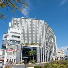 Hotel Monterey La Soeur Naha，位于那霸的酒店