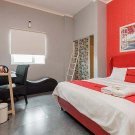 RedDoorz @ Sindangbarang Bogor, hotel in Bogor