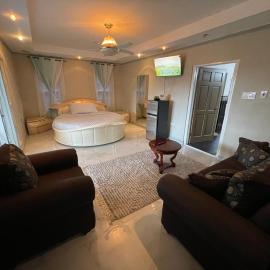 Joy Luxury Estate Villa, hotel u gradu 'Kingston'