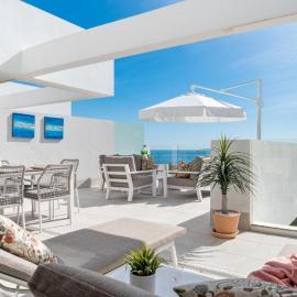 Pure South Penthouse - Manilva Luxury Condo, hotel v mestu Manilva