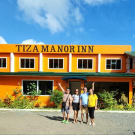 Tiza Manor Inn, ξενοδοχείο σε Roxas City