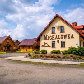 Michałówka Pokoje i Domki，卡洛夫的飯店